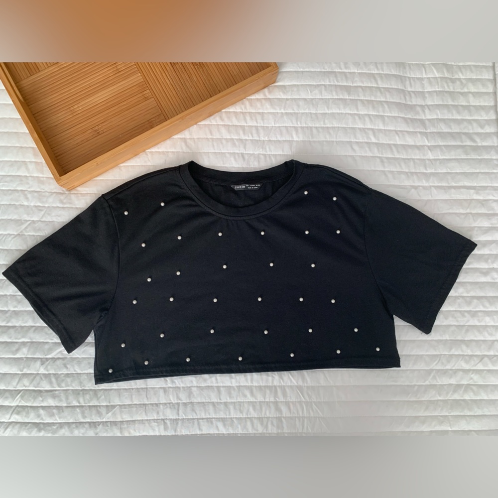 SHEIN Shirt Crop Pearl Beading Short Sleeves Black White Women’s Size L 8/10